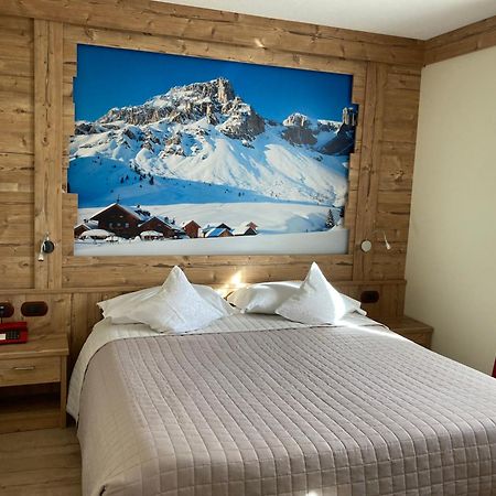 Berg Hotel Latemar Spitze Vigo di Fassa Exteriör bild