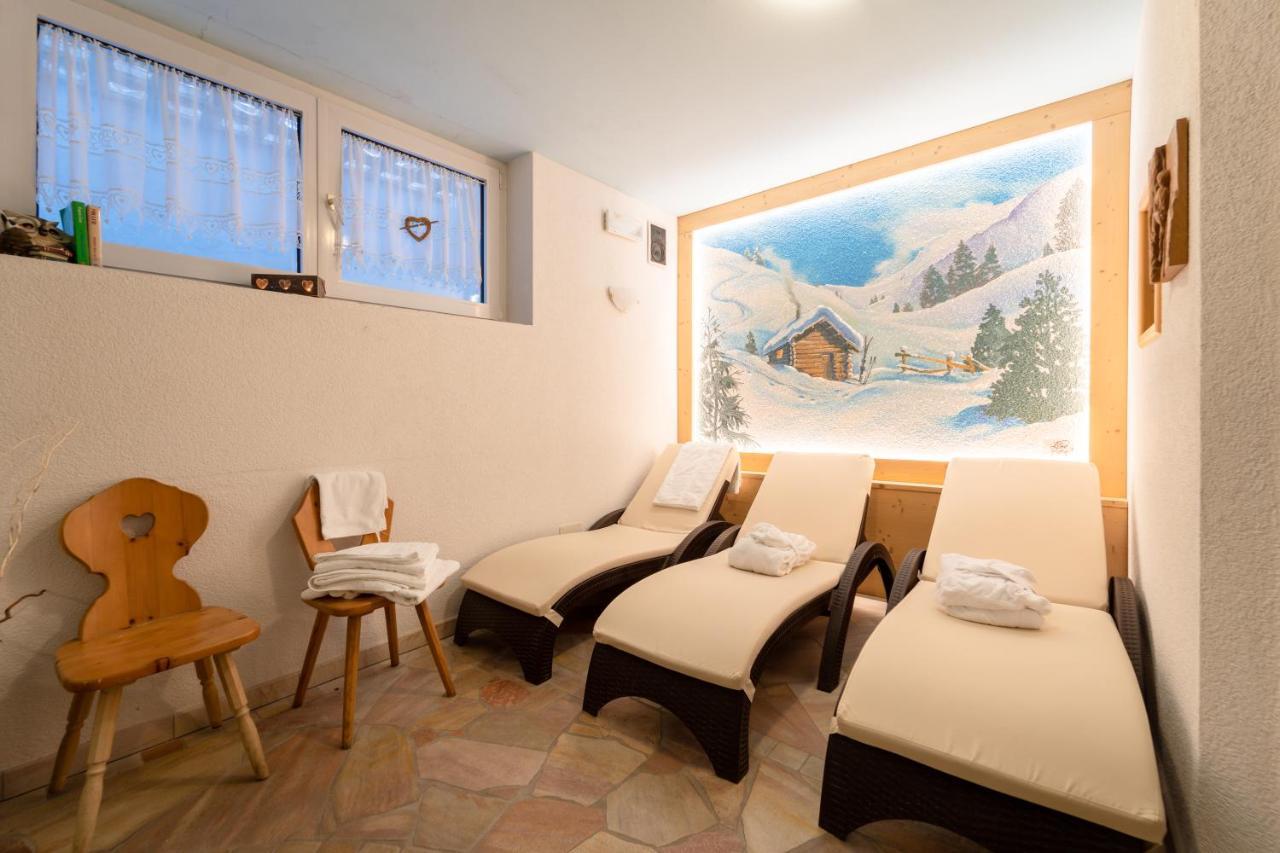 Berg Hotel Latemar Spitze Vigo di Fassa Exteriör bild