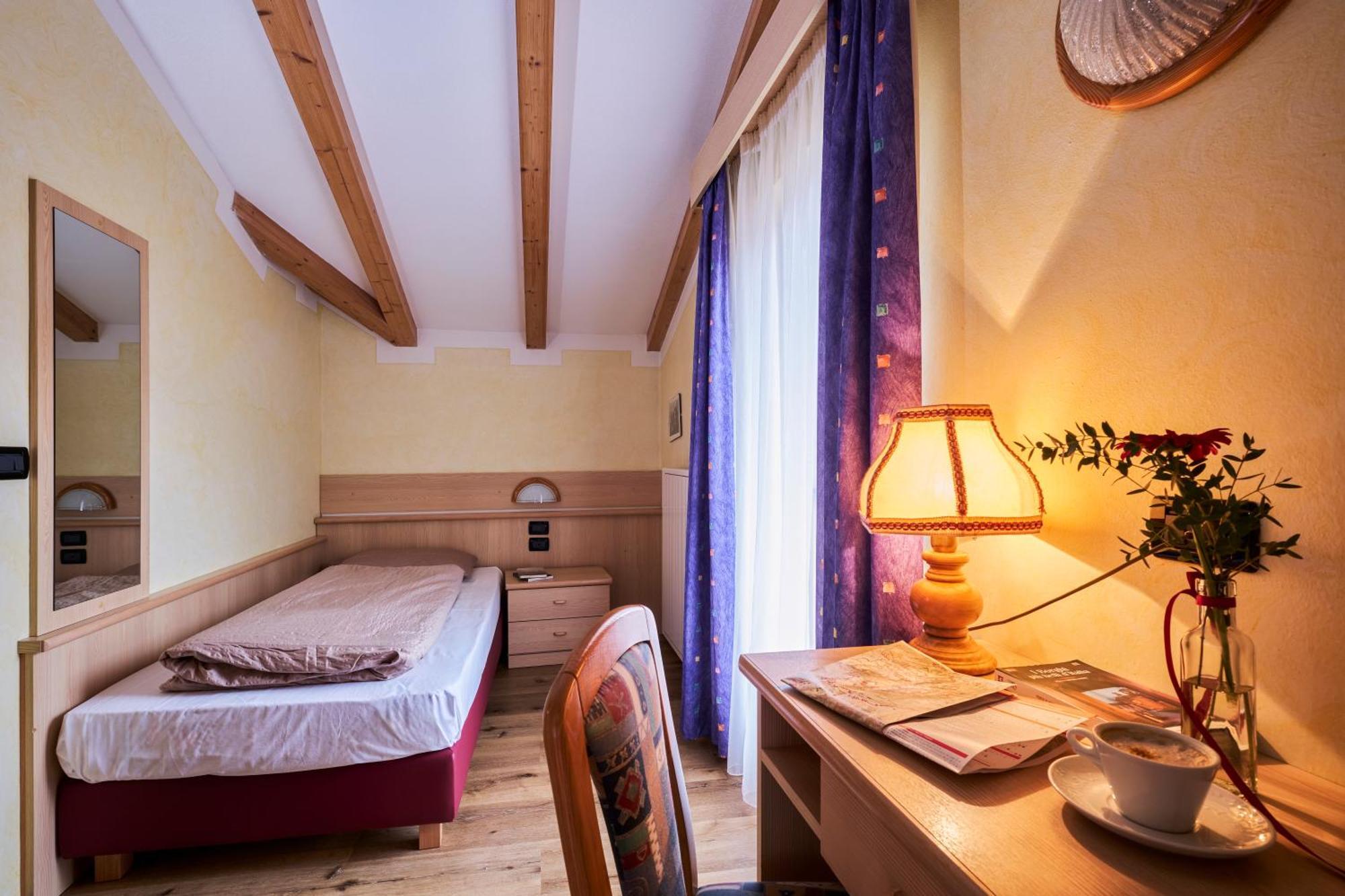 Berg Hotel Latemar Spitze Vigo di Fassa Exteriör bild