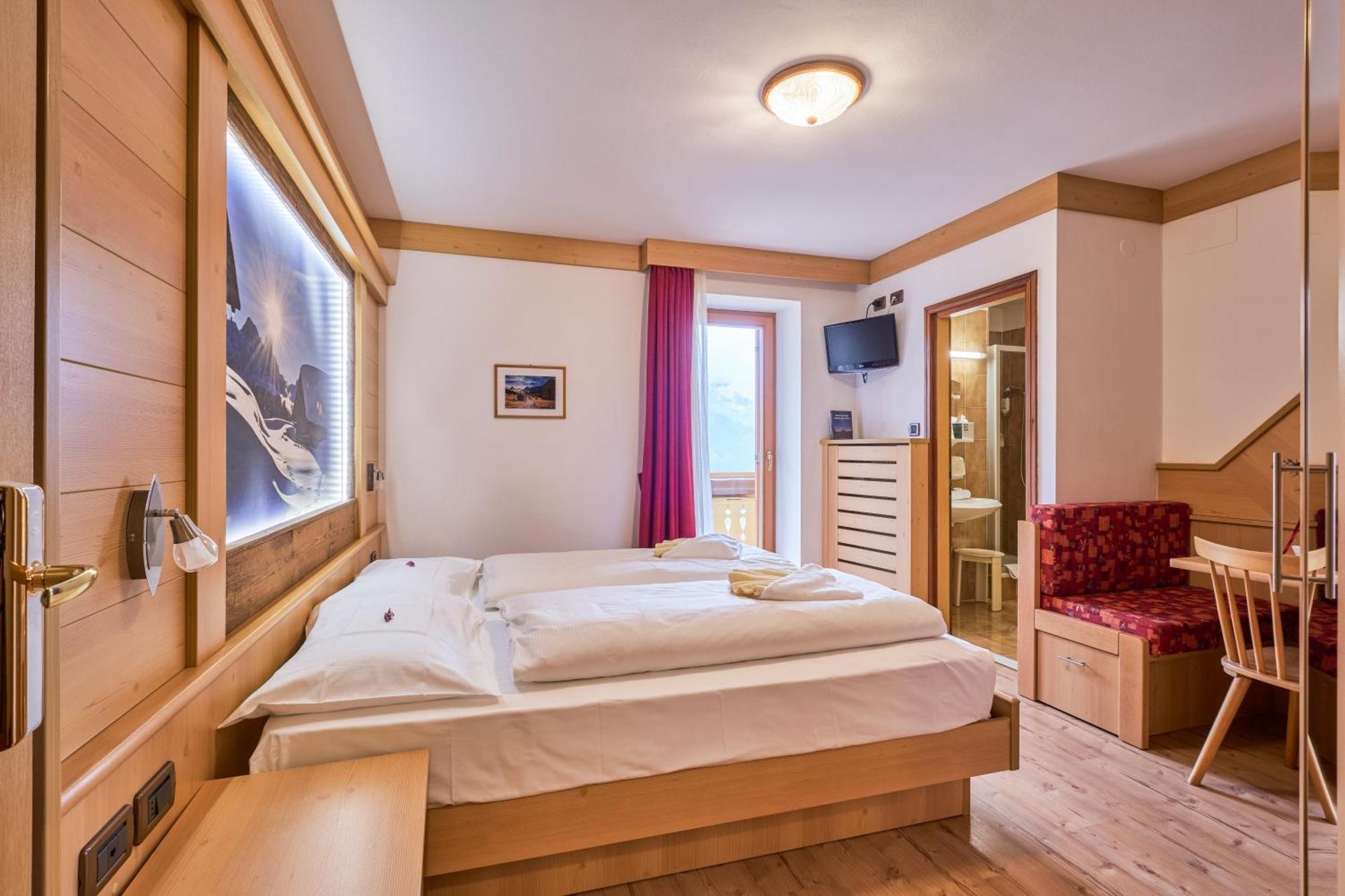 Berg Hotel Latemar Spitze Vigo di Fassa Exteriör bild